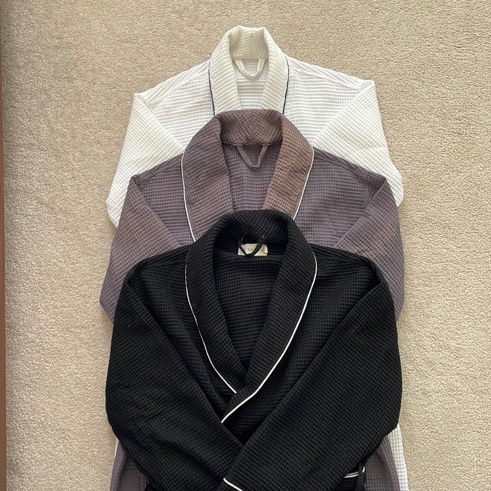 3 Different color wafer robe!